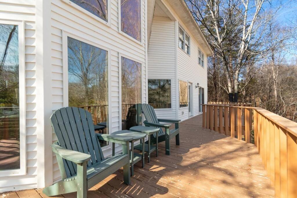 Lakeside Haven Dock/Slip Fire Pit Game Room Kayaks Winchester Esterno foto